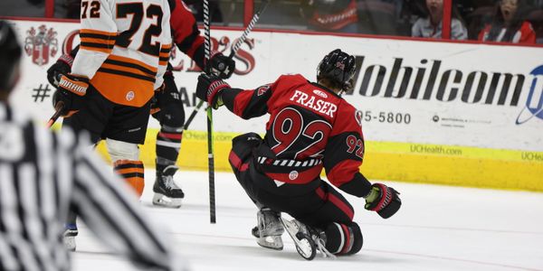CYCLONES POWER PAST THE KOMETS